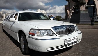 Свадебный лимузин Lincoln Limousine Towncar № Б5639, белый