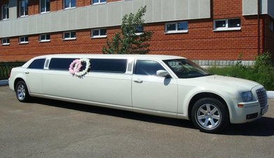 Лимузин на свадьбу № Б2890 - Транспортная компания Белый Ангел