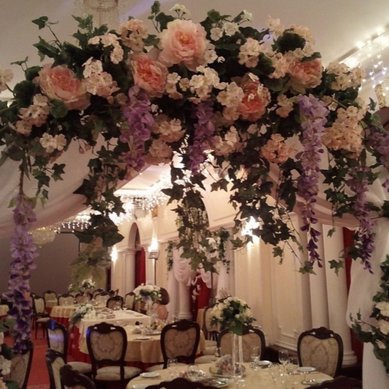 Цветочная композиция B10290 - Студия цветов Blume