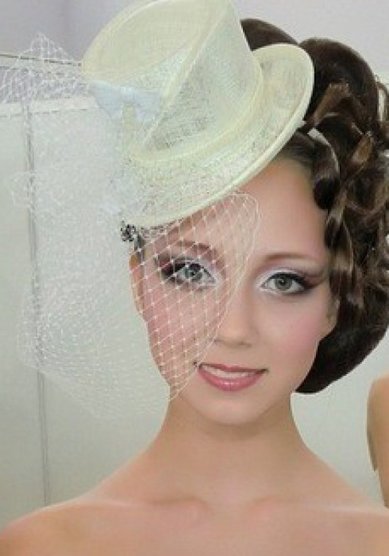 Свадебная прическа Л12723 - Стилист-визажист Людмила Суханова