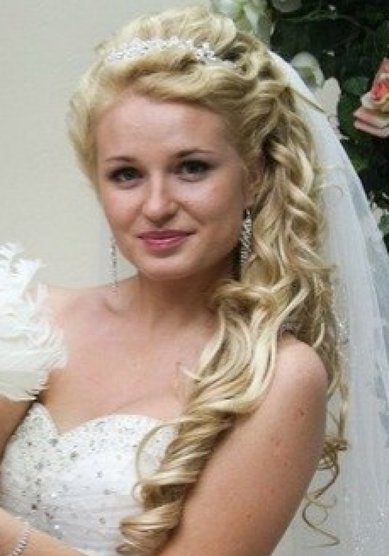 Свадебная прическа И20749 - Имидж-студия Оксаны Павлиновой