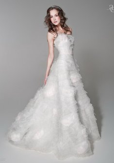 Свадебное платье C19311. С пышной юбкой, длинное без шлейфа.