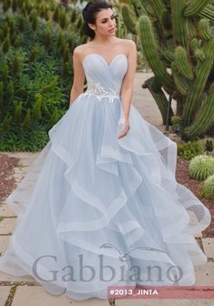 Свадебное платье G67100. С пышной юбкой, длинное со шлейфом.