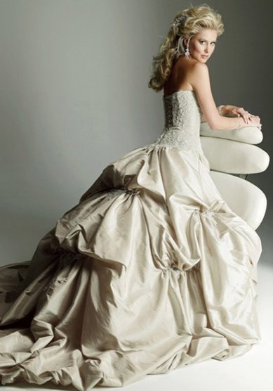 Свадебное платье Victoriana-B39092 - Свадебный салон Bride & Style