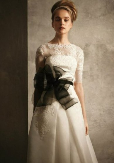 Свадебное платье B21351 - Бутик церемониальной одежды Black&White