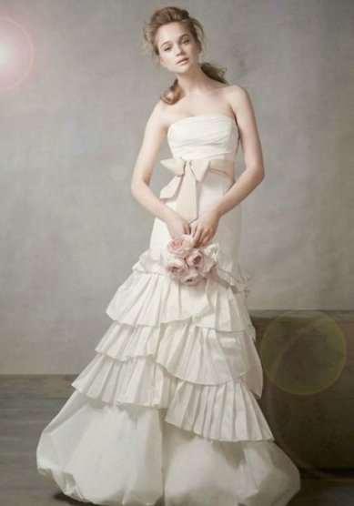 Свадебное платье B24907 - Бутик церемониальной одежды Black&White