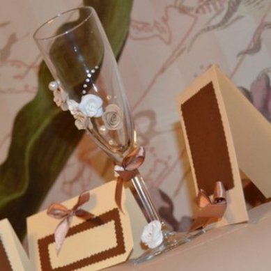 Бокалы для молодоженов W25013 - Салон аксессуаров Wedding Accessories